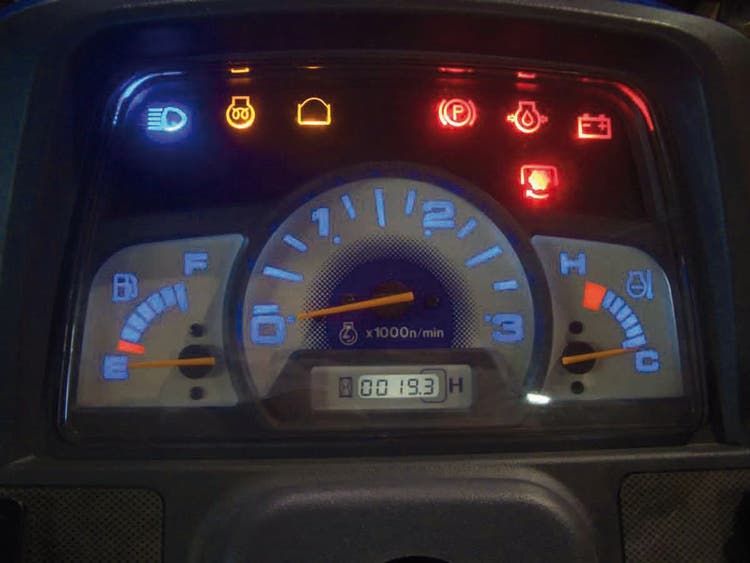 Tachometer des Iseki SXG 3+