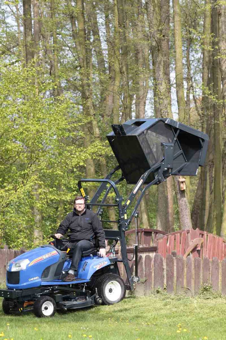 Iseki SXG 3+ in Verwendung