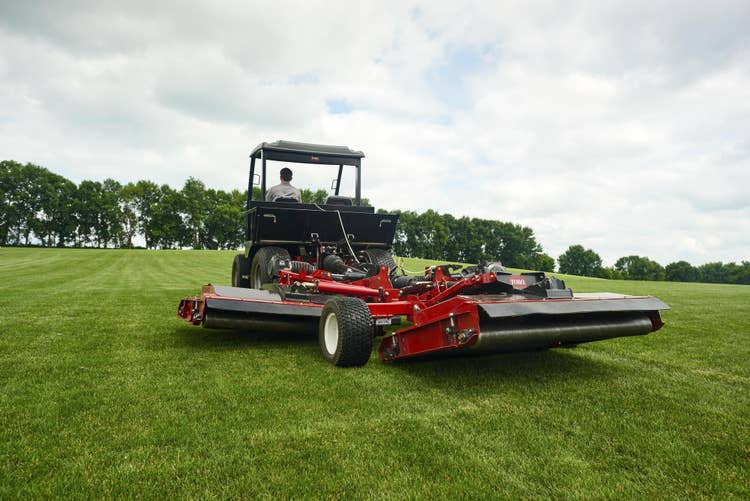 Toro Groundsmaster 1200 auf Golfplatz