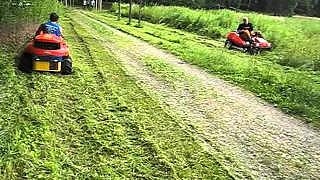 Video Canycom Aufsitzrasenmäher CMX 227 Komfort - 4WD