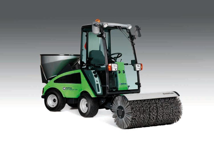 Egholm CityRanger 2260 mit großer Bürste