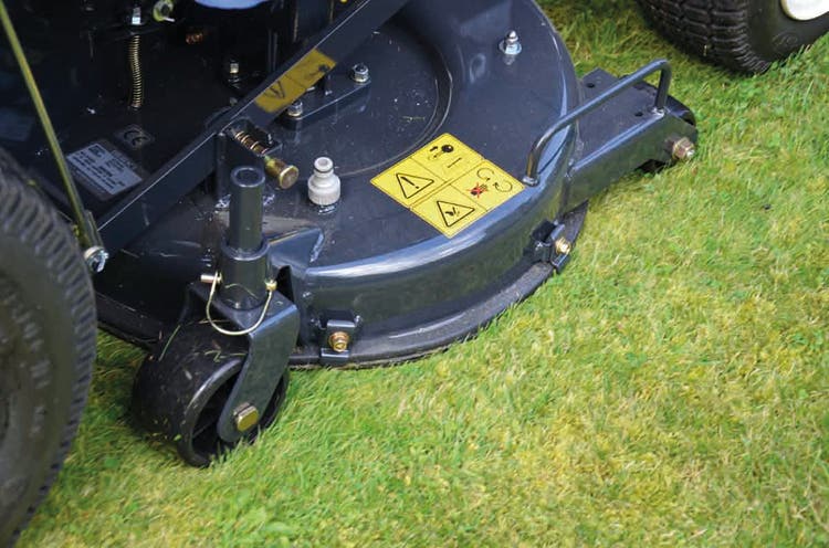 Detailaufnahme Iseki SXG 216+ Mähtraktor