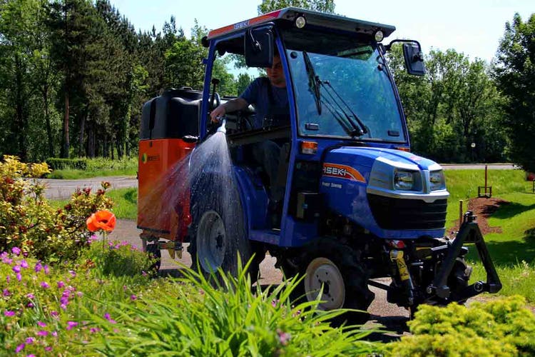 Foto Ecotech Multi-Wash-System beim Bewässern