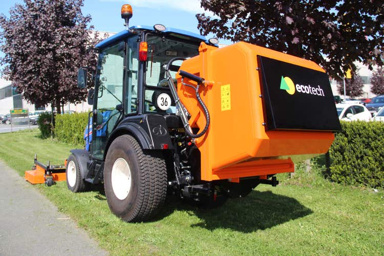 EcoTech GS 01 Gras- und Laubsauger im Einsatz