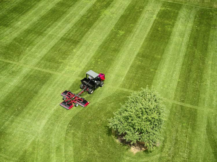 Toro Outcross 9060 Geräteträger von oben