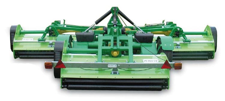 Ansicht Peruzzo Triflex Schlegelmäher