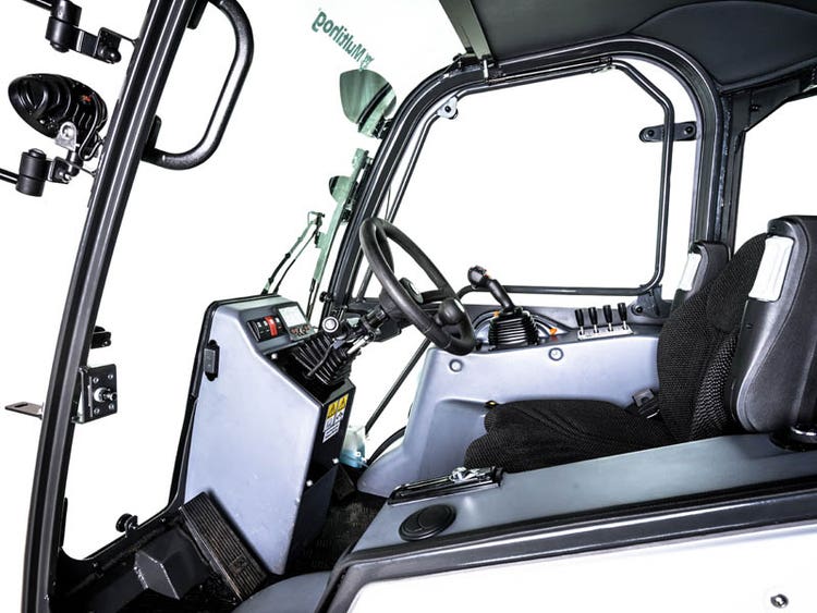 Detailansicht Multihog CL / CX Geräteträger Führerkabine
