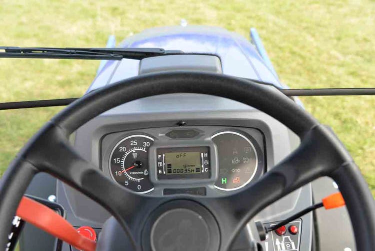 Cockpit Iseki TG 6000 Traktor
