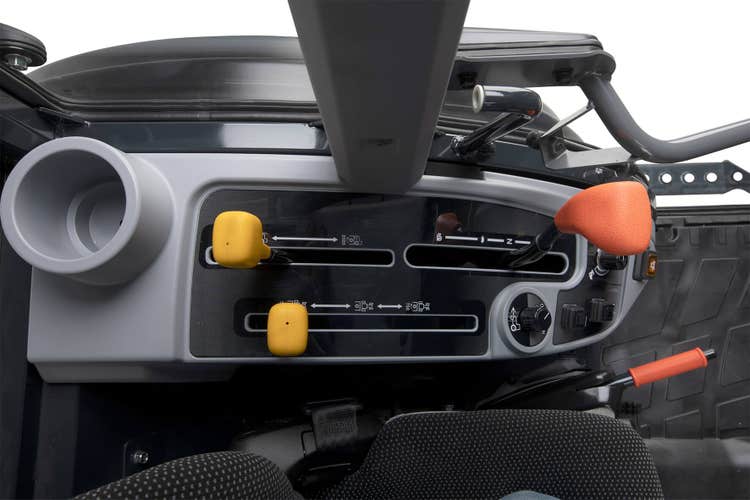 Detailansicht Iseki TH 5000 Traktor