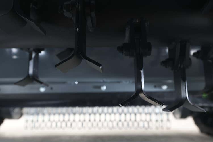 Detail Barbieri X-Cut 80 Mähraupe