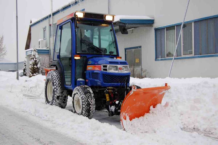 Ecotech EPA 3 Umklappschilder Alpinausführung auf Iseki beim Sch