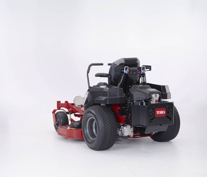 Toro TimeCutter HD XS 4850 CE MyRide Zero-Turn-Mäher Diagonalansicht von hinten