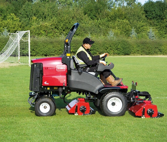 Toro LT-F 3000 Schlegelmäher