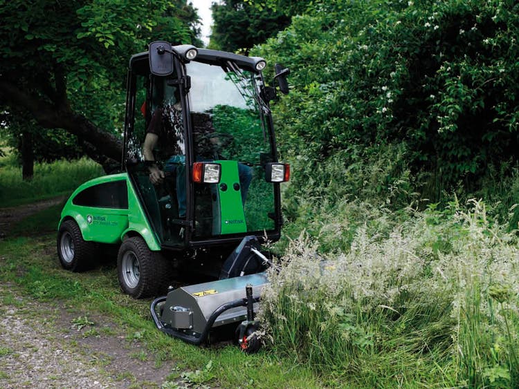 Egholm CityRanger 2260 Mäharbeiten