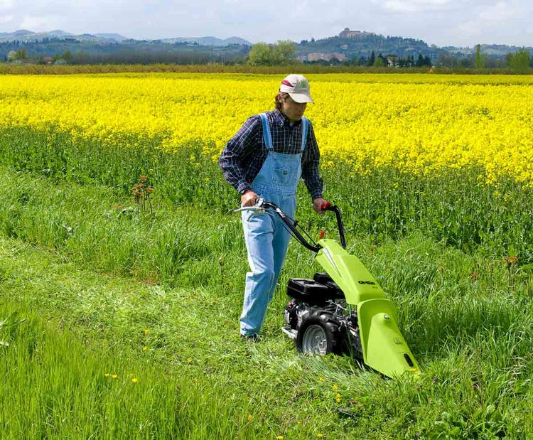 Grillo GF 2 Balkenmäher auf Wiese